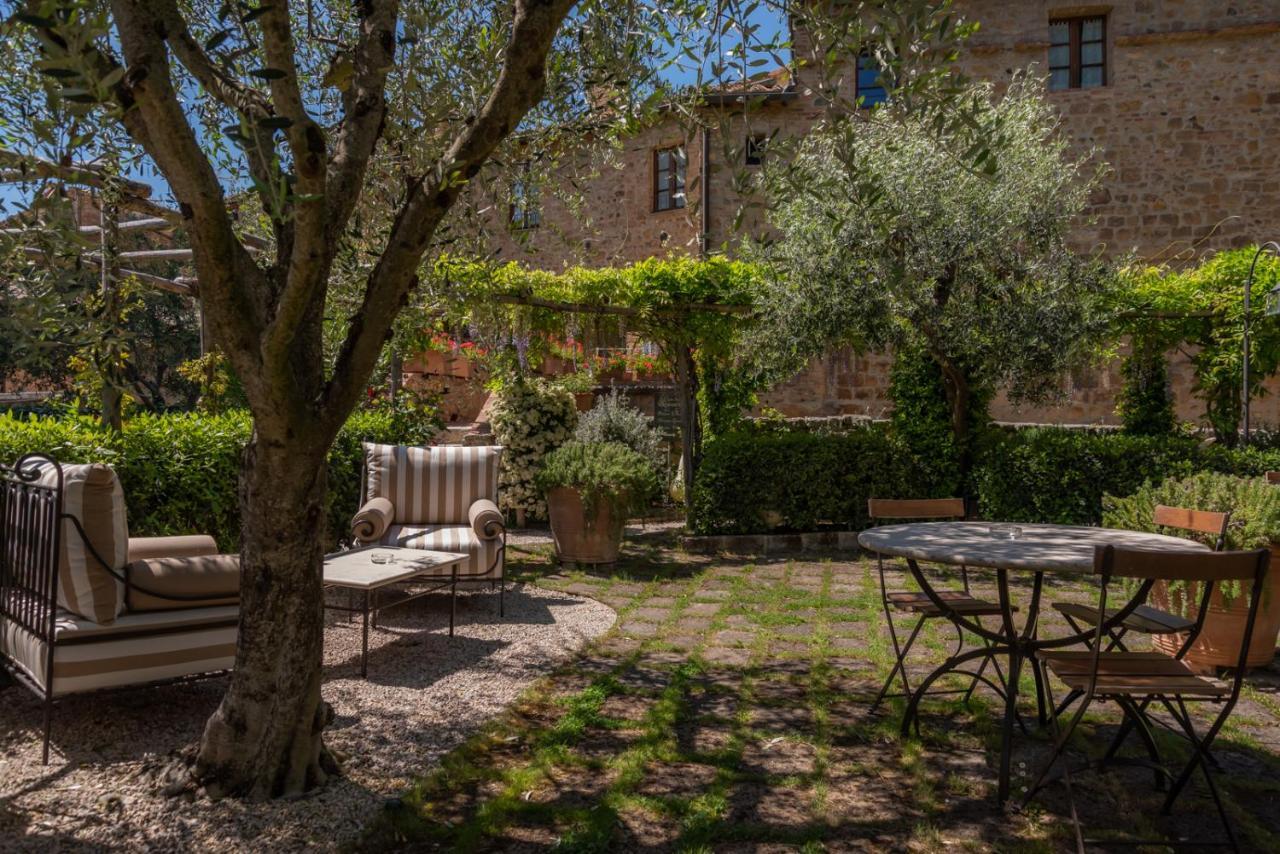 Torre Giardino Segreto B&B- Borgo Capitano Collection - Albergo Diffuso San Quirico dʼOrcia Екстериор снимка